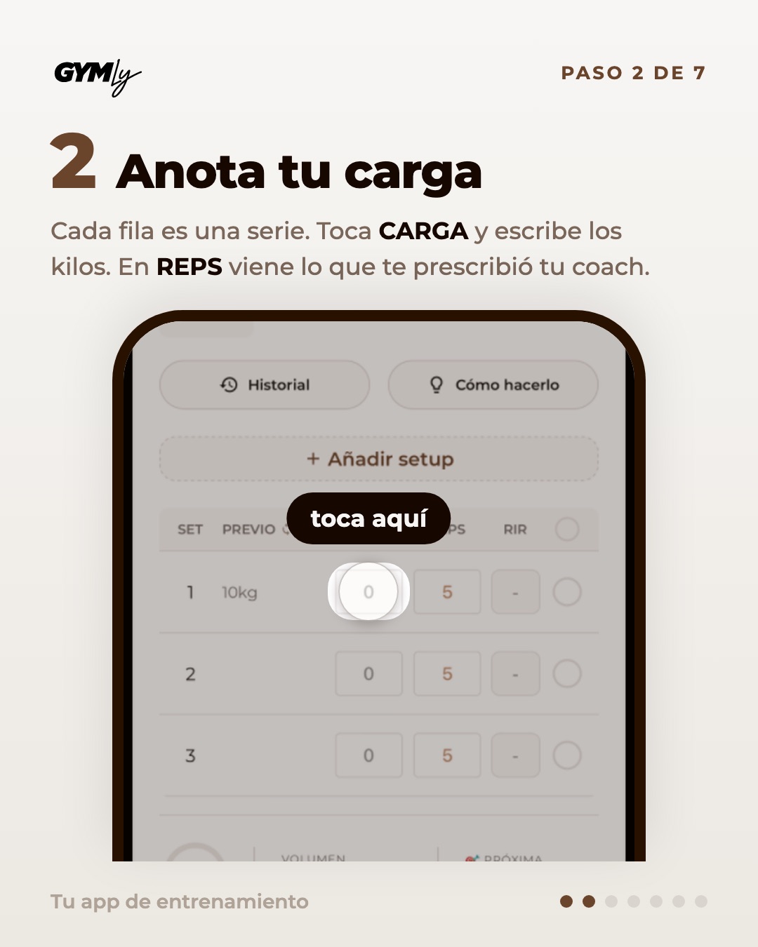 Anota tu carga. Cada fila es una serie. Toca CARGA y escribe los kilos. En REPS viene lo que te prescribió tu coach.